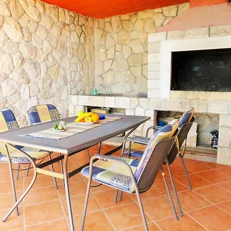 Apartment Jurisic *